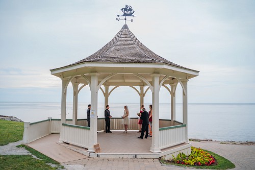 Queen's Royal Park Gazebo wedding ceremony