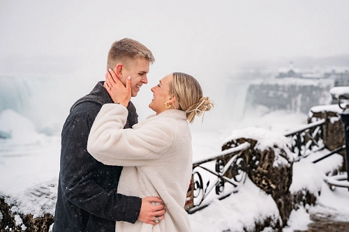  winter engagement shoot in niagara falls