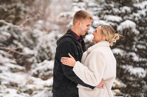 winter engagement niagara falls