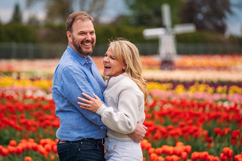 bride and groom in garden