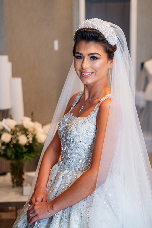 bridal portrait with veil 